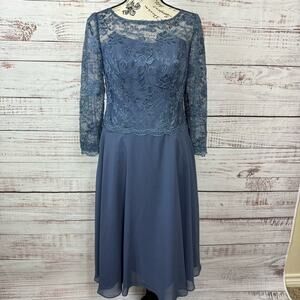 JJs House Dress Blue Lace half sleeve flowy floral Dressy midi‎ dress
